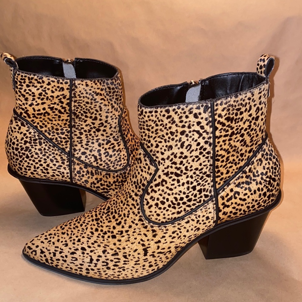 Kanas Molinara Leopard print Ankle Boots Size 11 M